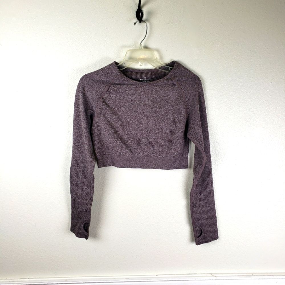 Women's Unbranded Crop Top Thumb Hole Sleeve Workout Active Top Size XL